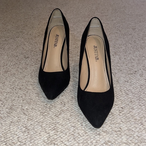 Black Heels - Picture 2 of 3